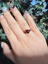 Vintage 1973 9ct Gold Garnet Trilogy Ring Size K
