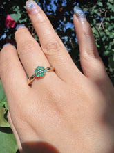 Vintage Birmingham 9ct Gold Emerald Daisy Cluster Ring
