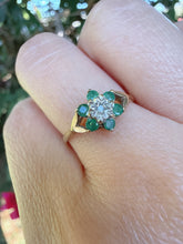 Vintage 1986 9ct Gold Emerald Flower Cluster Ring Size N