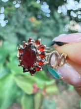 Vintage 9ct Gold Garnet Cluster Ring Edinburgh L 1/2