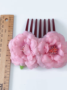 Women Hawaii Tropical Beach Camellia Flower Hair Styling Updo French Twist Comb