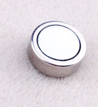 1X MEN Black or White Fake MAGNETIC Round NO Piercing ear Hole studs Earrings