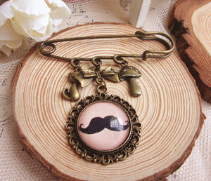 1 Women Girl Beard Retro Vintage Look Cameo Scarf Collar Hat brooch Brooche Pin
