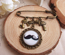 1 Women Girl Beard Retro Vintage Look Cameo Scarf Collar Hat brooch Brooche Pin
