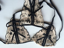 Women Lady Nude / Purple lace sexy wireless Bra open crotch panties Lingerie Set