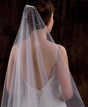 Women White Ivory Bride Head Hair Crystal Long Lace Tulle Simple Wedding Veil