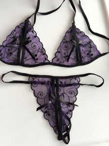 Women Lady Nude / Purple lace sexy wireless Bra open crotch panties Lingerie Set