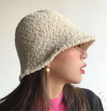 New Chic Women Winter Autumn Warm Bucket Plush Fluffy Hat Cap Beanie