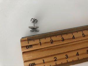 1PIECE Silver Color stainless Alphabet letter Novelty Studs Ear Piercing Earring