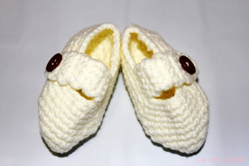 Baby Infant New born Handmade warm Crochet Knit baby shower First Shoes Gift White