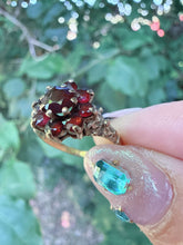 Vintage 9ct Gold Garnet Daisy Cluster Ring Size L 1/2