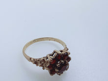 Vintage 9ct Gold Garnet Daisy Cluster Ring Size L 1/2