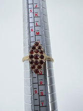 Vintage 9ct Gold Garnet Cluster Ring Size P