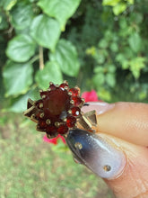 Vintage 1979 9ct Gold Garnet Cluster Ring Size L1/2 2.3g