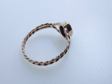 British Vintage 9ct Gold Purple Amethyst Solitaire Ring