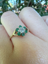 Vintage 1986 9ct Gold Emerald Flower Cluster Ring Size N