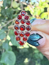 Vintage 9ct Gold Garnet Cluster Ring Size P