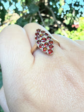 Vintage 9ct Gold Garnet Cluster Ring Size P