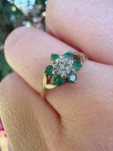 Vintage 1986 9ct Gold Emerald Flower Cluster Ring Size N