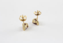 Vintage 9ct Yellow Gold Garnet Earrings