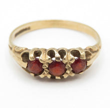 Vintage 1980s 9ct Gold Garnet Trilogy Ring Size I½