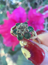 Vintage 1986 9ct Gold Emerald Flower Cluster Ring Size N