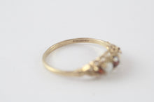 Vintage London Hallmark 9ct Gold Opal Ring Size P