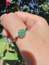 Vintage Birmingham 9ct Gold Emerald Daisy Cluster Ring