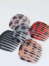 acrylic styling combs with retro look