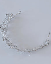 Snowflake Silver Crystal Bridal Tiara – Clear Rhinestone Headband for Weddings & Proms