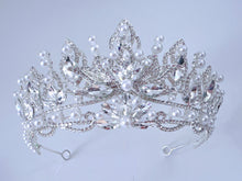 Silver Crystal Bow Pearl Tiara - Elegant Tiara for Weddings & Events