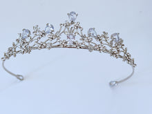 Silver-crystal_tiaras