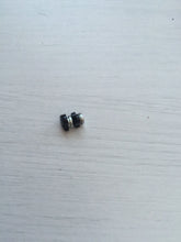 Women Ladies Black Heart love Magnetic No Piercing Ear Hole Earrings Ear Studs