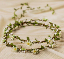 Women Cream White Daisy flower Leaf Hair Headband Crown Tiara Garland Wreath