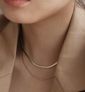 Women Gold color Titanium Plated 2 layers up Flat Chain Short Necklace Choker