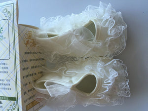 Brand New Baby New born Infant Girls beige Christening Baptism Lace Shoes