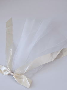 Women Flower Girl Bride Wedding Ivory White lace Bow Hair Clip head Short Veil