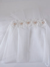 Women Bride Bridal Wedding White Pearl Flower with Clips Trim Hair head Veil