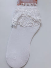 Women Girl Retro White Fancy Ankle Ruffle Frilly Pearl Short Lace Cotton Socks
