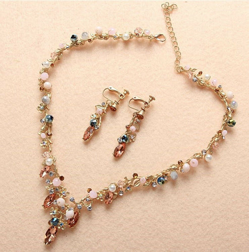 Women Retro slim Beige Crystal Pink Bead Gold color Necklace Earrings Clips Set