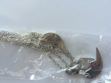 Girls Best Friends Bitches Jigsaw Split Heart Friendship Necklace Chain Gift