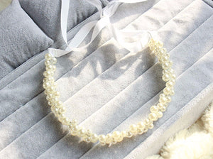 Women White Wedding Bride Bridal Pearl Party Hair Headband Ribbon Prop Garland