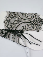 Women Hollywood Fancy Fingerless Retro Gold Embroidery Short Lace Black Gloves