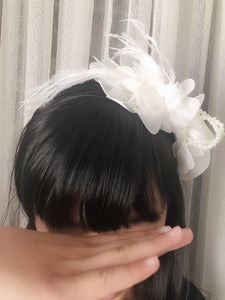 Women Girl White Chiffon Flower Feather Party Hair headband Race fascinator