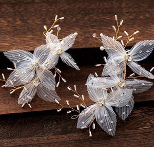 Women White Flowers Butterfly Fairy Fancy Bride Function Hair Clip Accessory