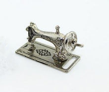 Cute Miniature Mini Doll Cute Sewing machine Decoration Furniture Collection