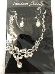 Women White Clear Teardrop Crystal Shine Bling Rhinestone Necklace Earrings Set