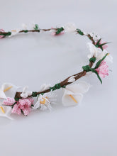 Women White Daisy Lily flower bridal Hair Headband Crown Tiara Garland Wreath