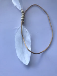 Women BOHO Syn suede White Feather Beach Wedding Bride Arm Chain Band jewellery