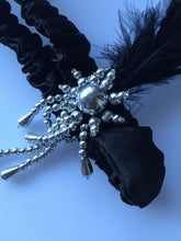 Women retro Black Feather Gatsby Flapper Party Hair headband Boa Gloves Set